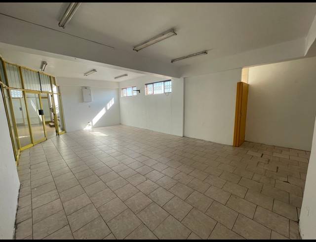 60M² RETAIL TO LET IN STARWOOD